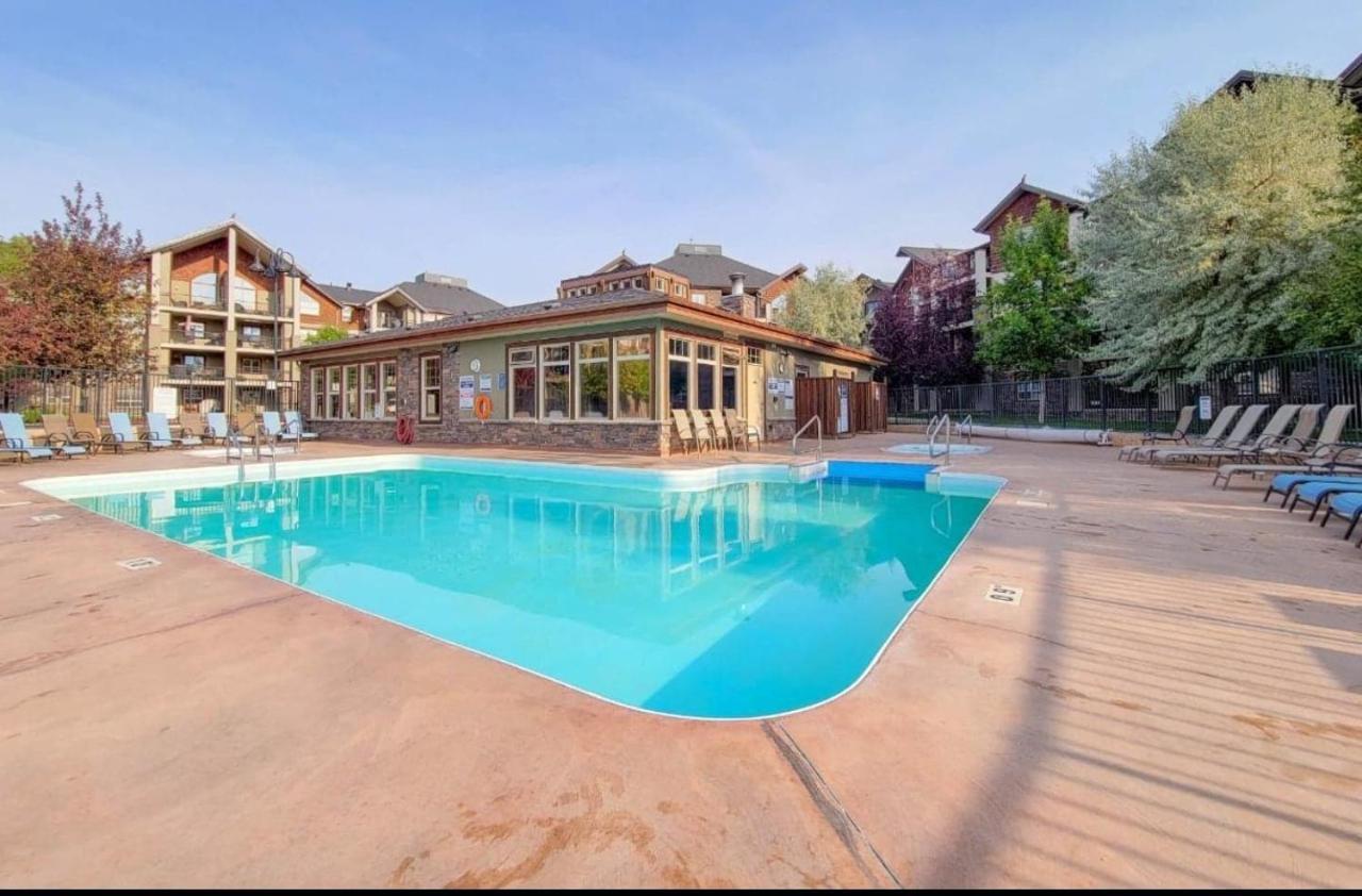 Mountain Getaway Condo - 5 Min Walk To The Beach! Инвермир Экстерьер фото