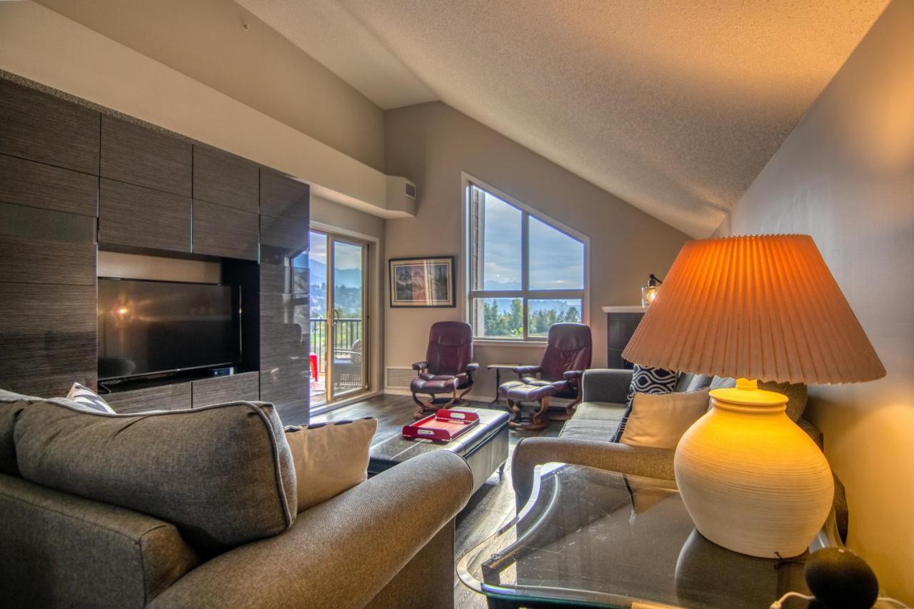 Mountain Getaway Condo - 5 Min Walk To The Beach! Инвермир Экстерьер фото