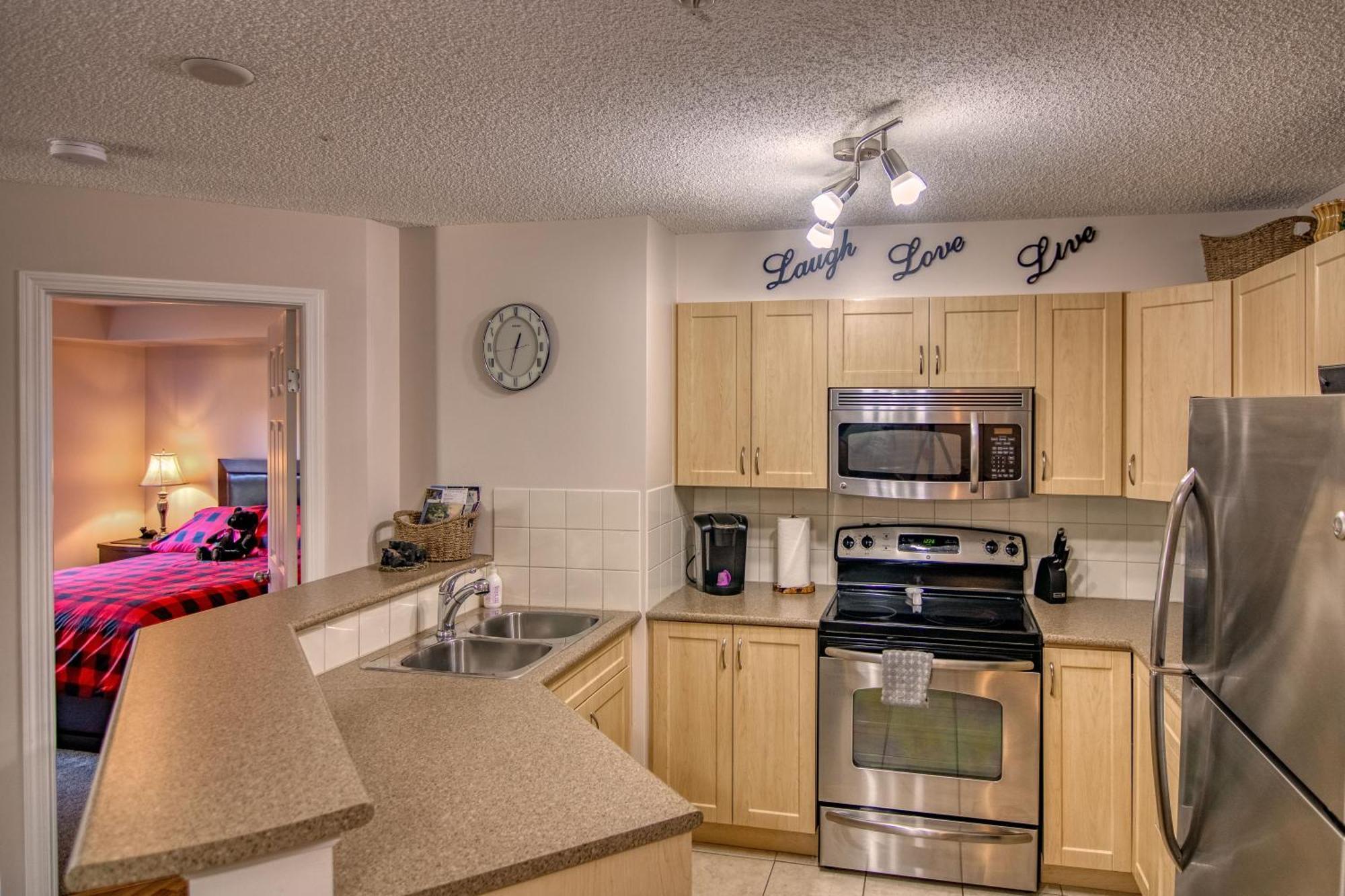 Mountain Getaway Condo - 5 Min Walk To The Beach! Инвермир Экстерьер фото