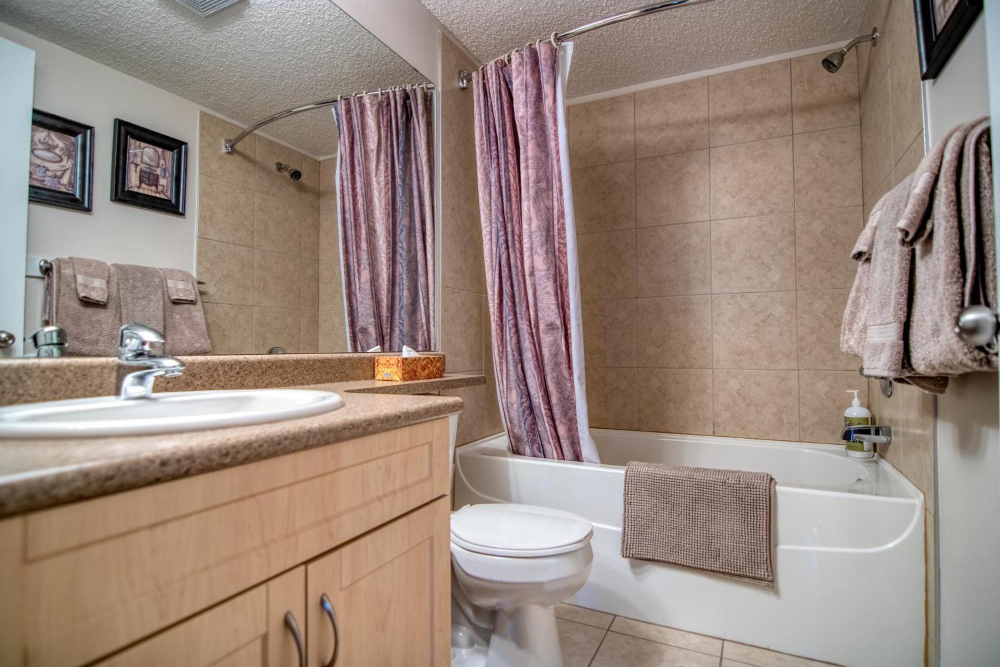 Mountain Getaway Condo - 5 Min Walk To The Beach! Инвермир Экстерьер фото